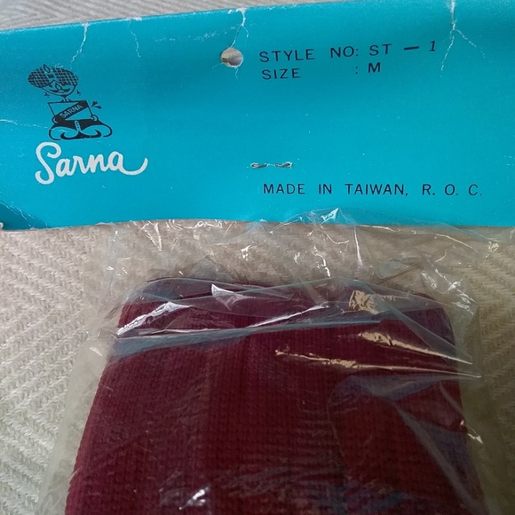 Sarna vintage knee high socks bundle of three! NWT - Picture 3 of 4
